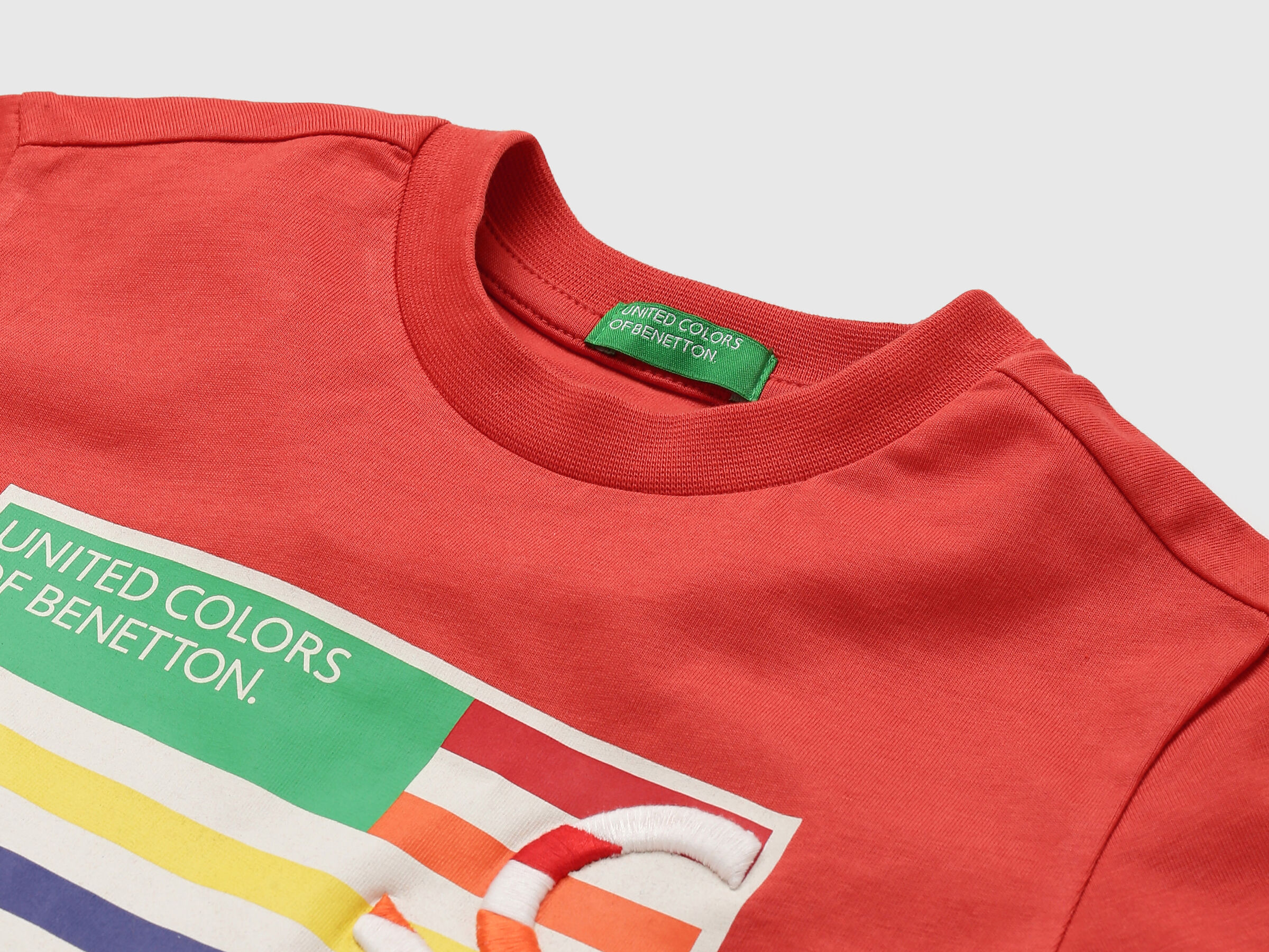 Flag In 3D Emb. Tee Short image number 3